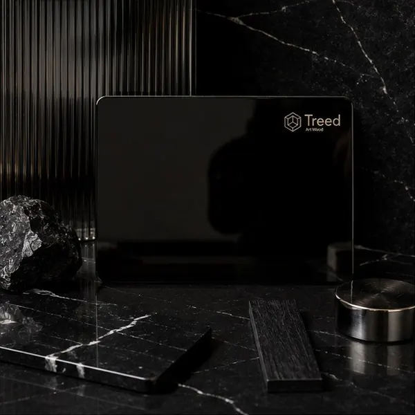 TR-045 · Piano Black